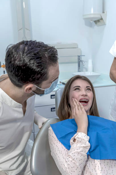 Best Emergency Dental Care for Abscessed Tooth in Hebbronville, TX